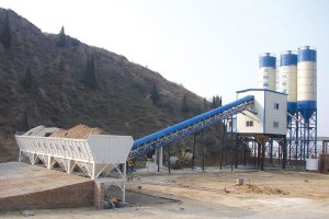 Concrete batching plant using SICOMA mixer as main machine